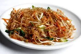 SPAGHETTI DI SOIA CON VERDURE